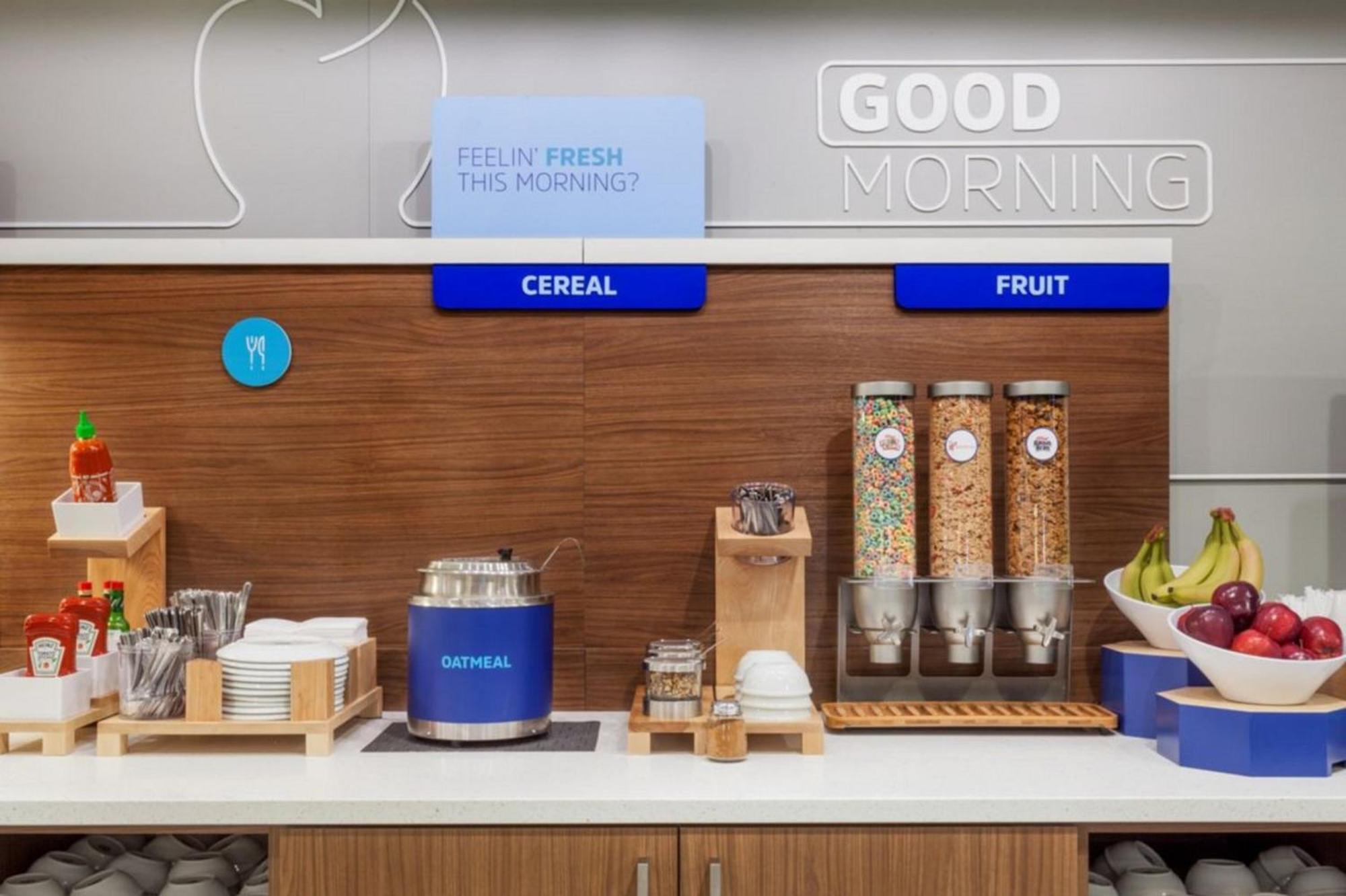 Holiday Inn Express Corpus Christi - Beachfront By Ihg Екстериор снимка